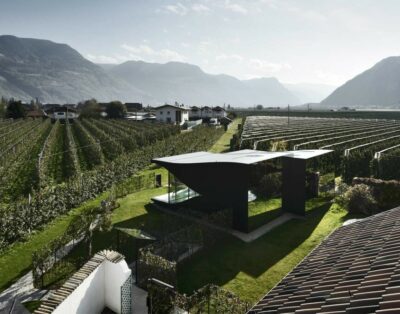 Villa Specchio South