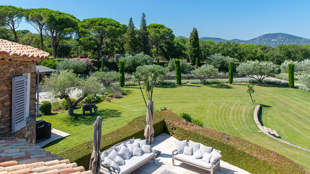 Villa H