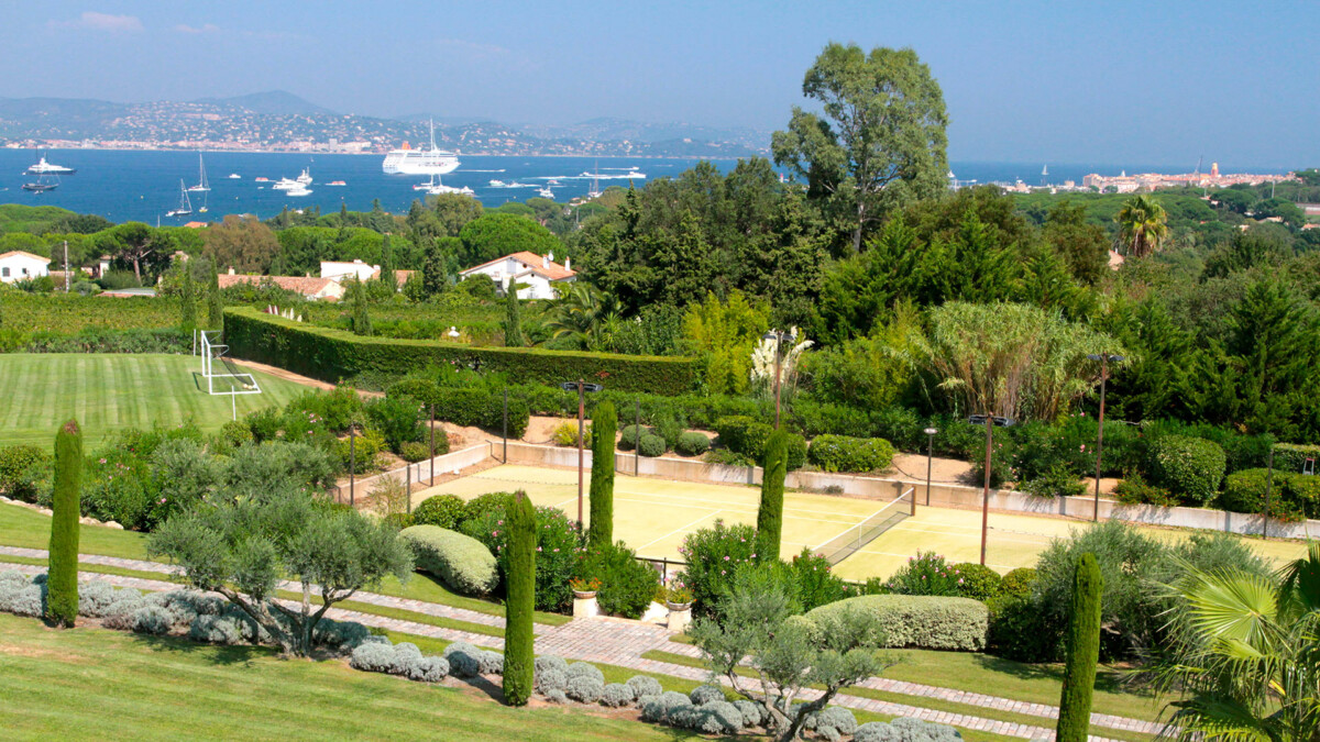 Villa H