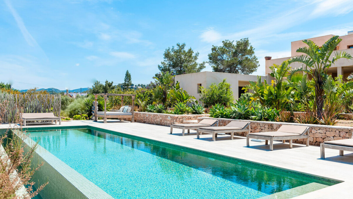 Villa Ezra