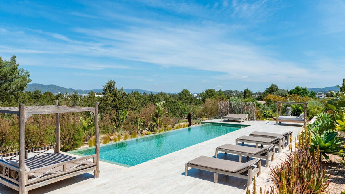 Villa Ezra