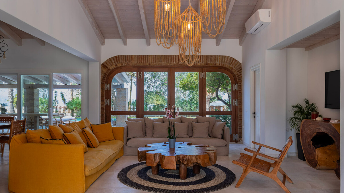Villa Almyra