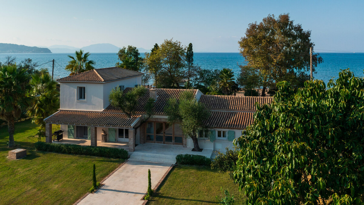 Villa Almyra